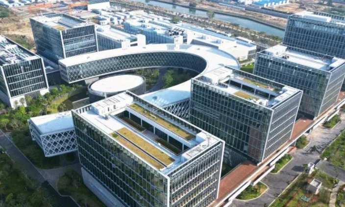 从选材到工艺:襄阳移动板房生产质量标准及耐用性分析